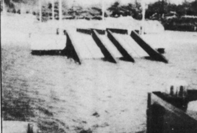 8 Ιανουαρίου 1986 | Βυθίστηκε χθες η ... αυτοβυθιζόμενη γέφυρα Κορίνθου
